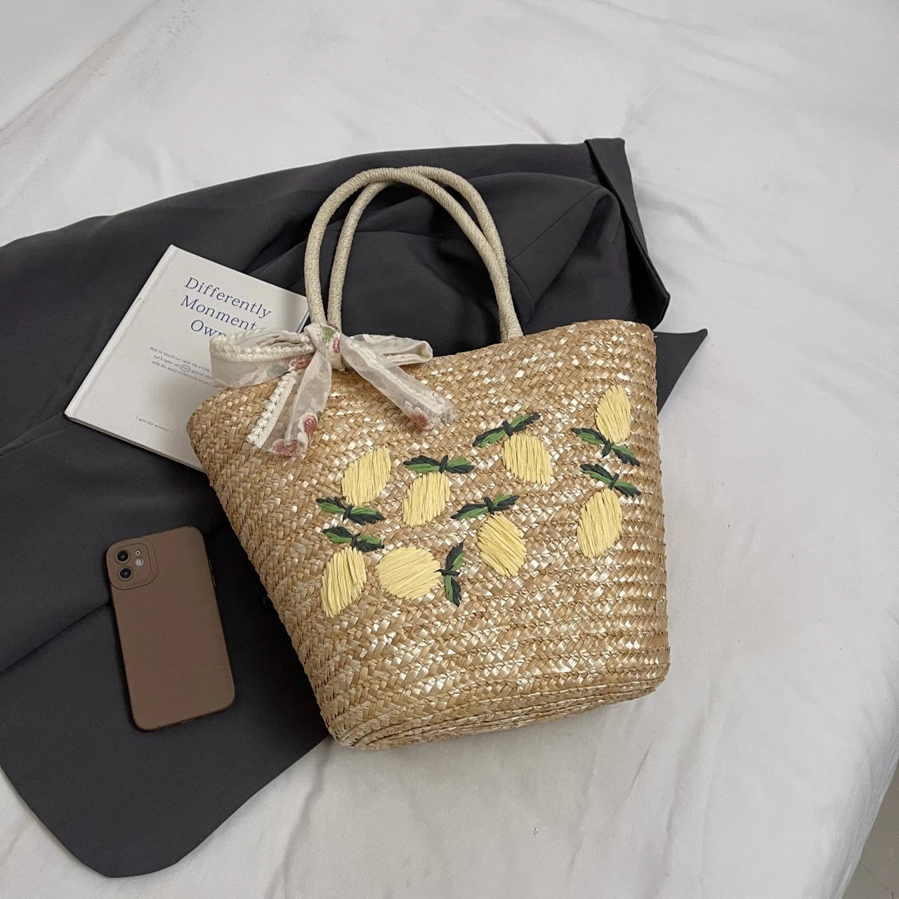 Large Capacity Beach Shoulder  - Women Bags Handmade recension och pris