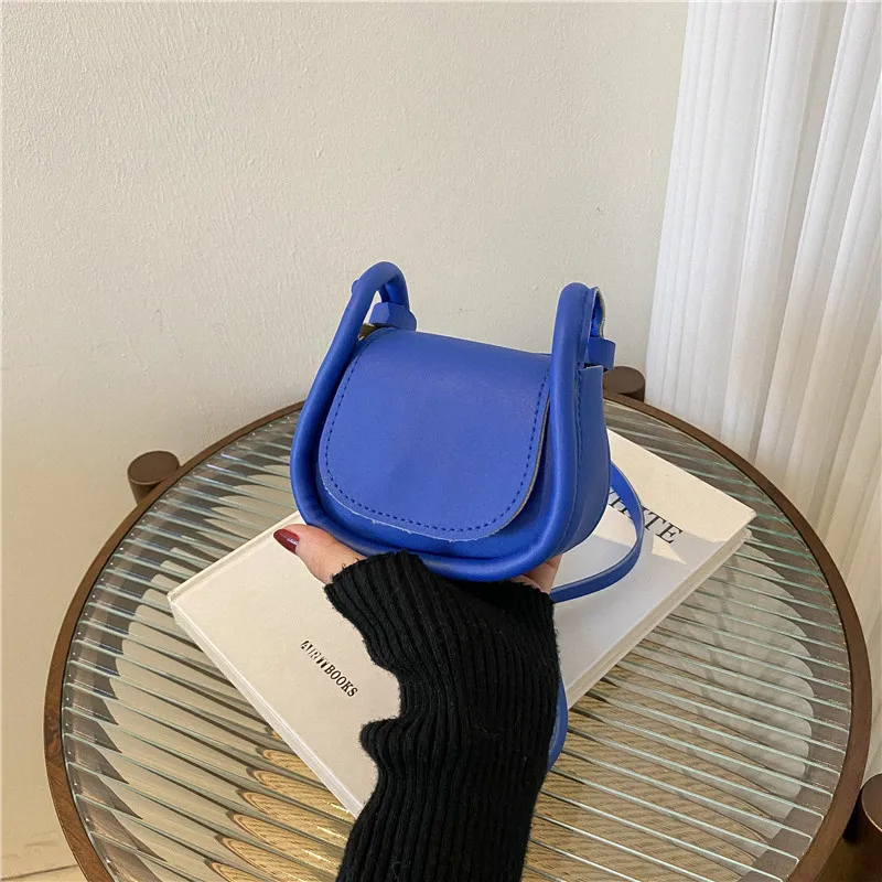 Candy Color Fashion PU Leather - Saddle Bag Leather recension och pris